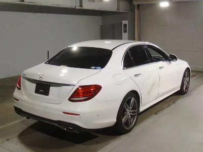 MERCEDES BENZ E CLASS