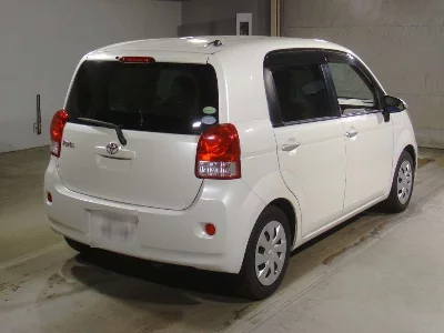 TOYOTA PORTE