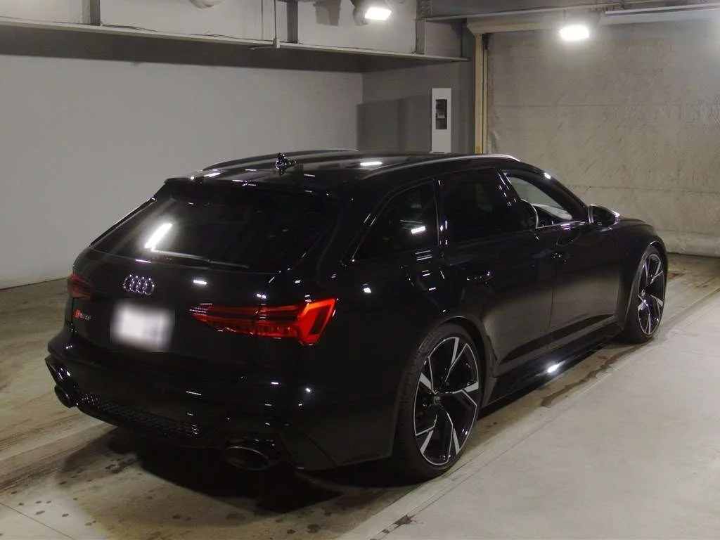 Audi RS6 Avant  с аукциона в Японии