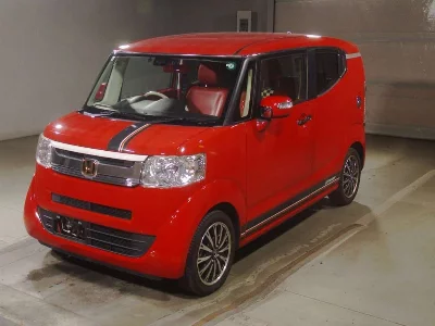 HONDA N-BOX SLASH