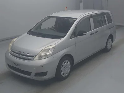 TOYOTA ISIS