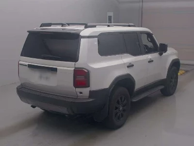 TOYOTA LAND CRUISER 250