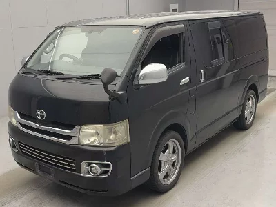 TOYOTA REGIUS VAN