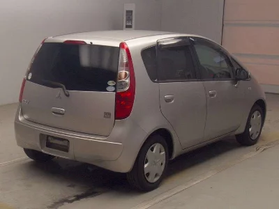 MITSUBISHI COLT