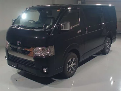 TOYOTA HIACE VAN