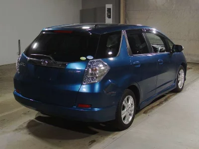 HONDA FIT SHUTTLE HYBRID