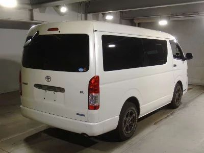 TOYOTA HIACE WAGON