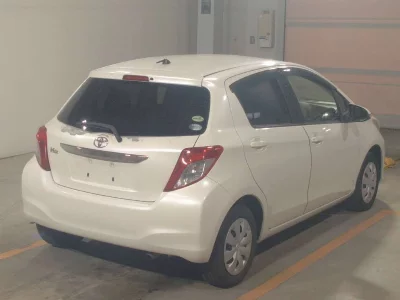 TOYOTA VITZ
