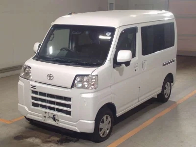 TOYOTA PIXIS VAN