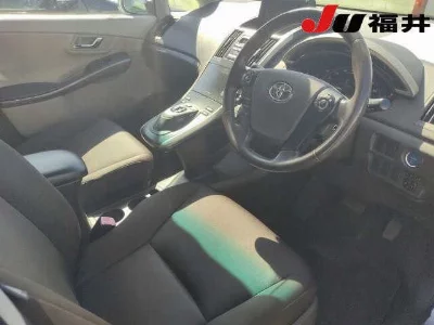 TOYOTA SAI
