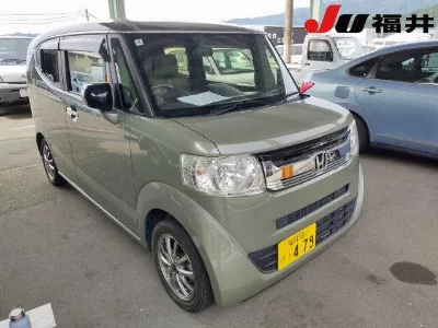 HONDA N-BOX SLASH