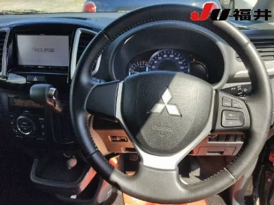 MITSUBISHI DELICA D:2