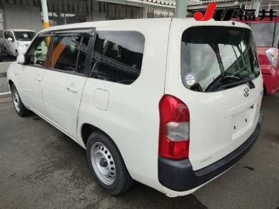 TOYOTA SUCCEED VAN