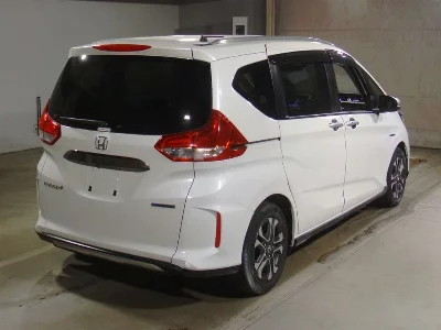 Honda FREED + HYBRID