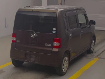 DAIHATSU MOVE CONTE