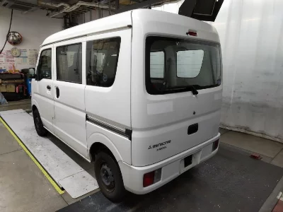 MITSUBISHI MINICAB