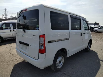 TOYOTA TOWN ACE