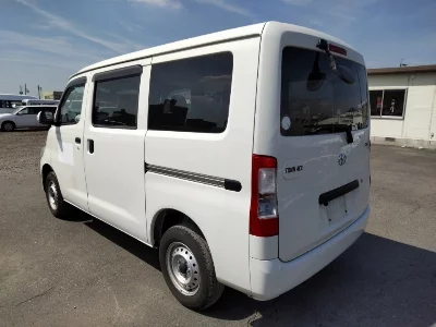 TOYOTA TOWN ACE