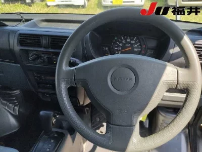 NISSAN CLIPPER VAN