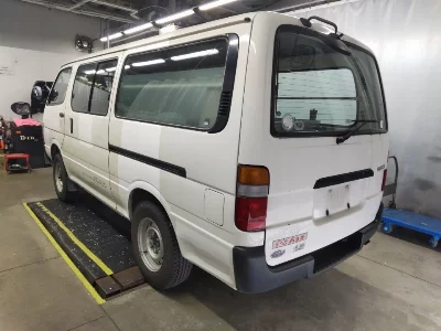 TOYOTA HIACE