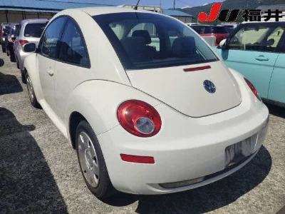 VOLKSWAGEN NEW BEETLE