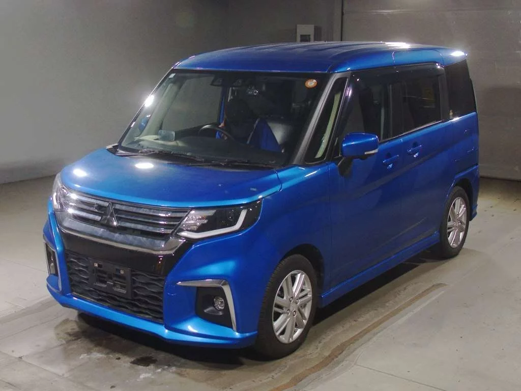 Mitsubishi Delica D:2  с аукциона в Японии