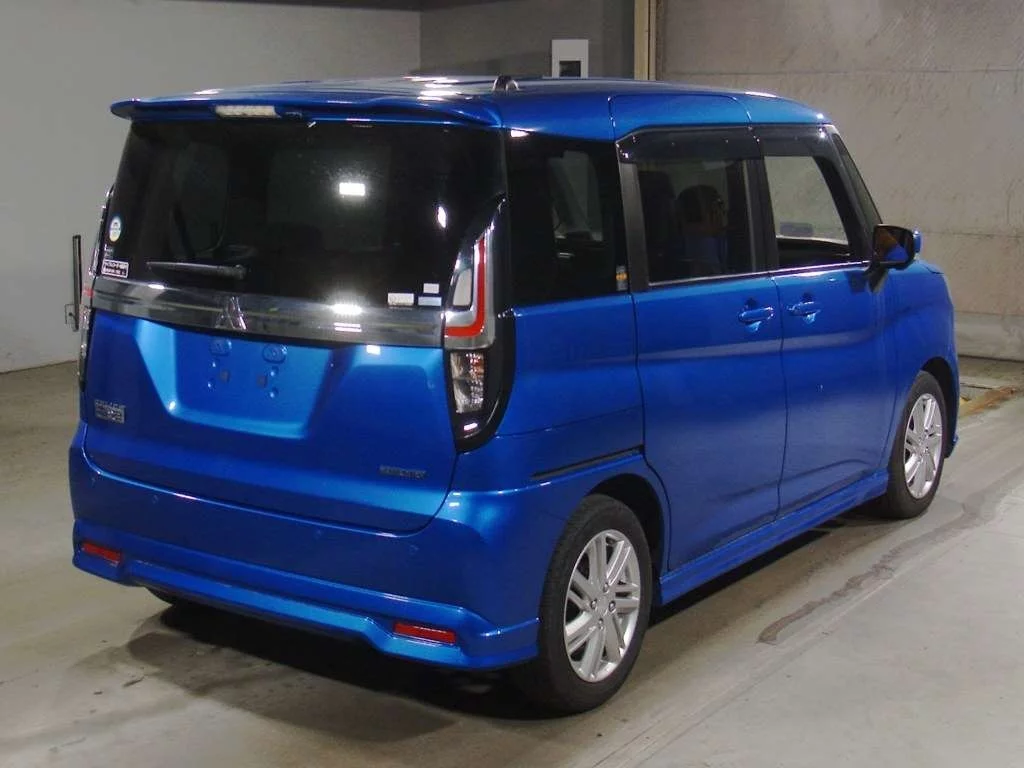 Mitsubishi Delica D:2  с аукциона в Японии