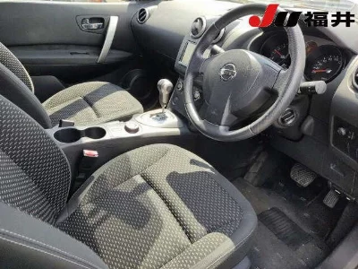 NISSAN DUALIS
