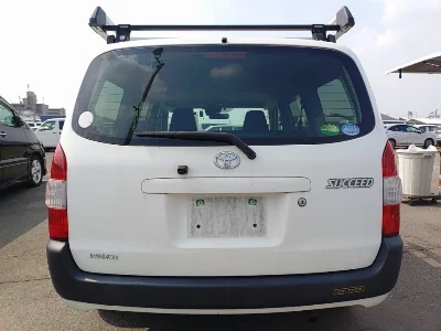 TOYOTA SUCCEED WAGON