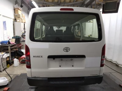 TOYOTA HIACE