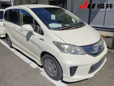 HONDA FREED HYBRID