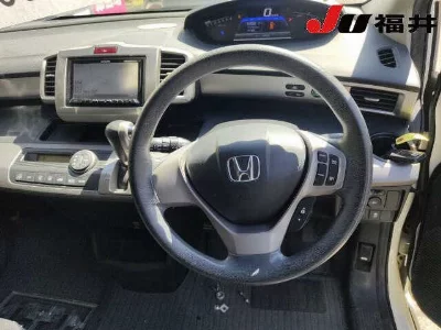 HONDA FREED HYBRID
