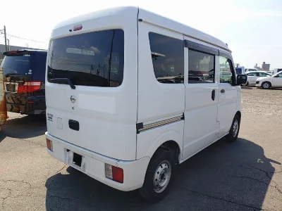NISSAN NV100 CLIPPER