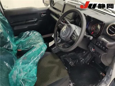 SUZUKI JIMNY NOMADE