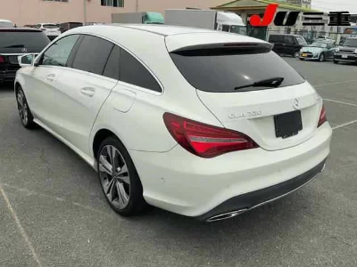 MERCEDES BENZ CLA SHOOTING BRAKE