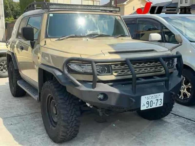 TOYOTA FJ CRUISER