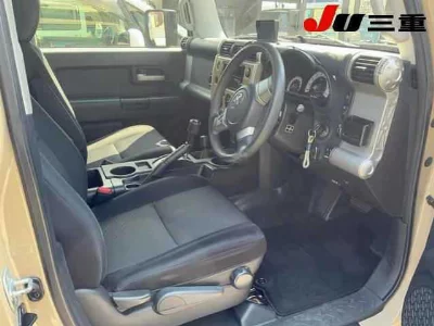 TOYOTA FJ CRUISER