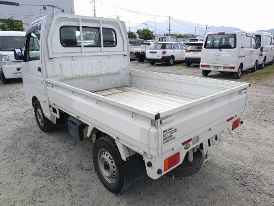 NISSAN NT100 CLIPPER