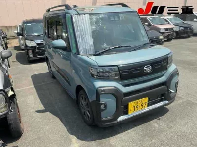 DAIHATSU TANTO FUN CROSS
