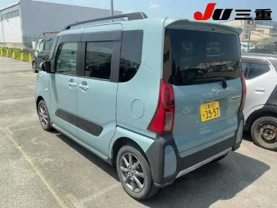 DAIHATSU TANTO FUN CROSS