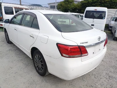 TOYOTA PREMIO