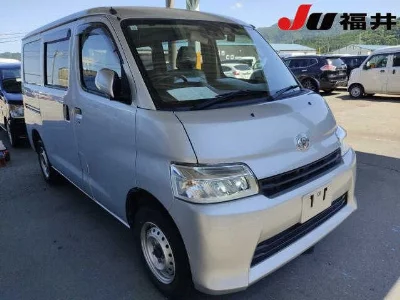 TOYOTA TOWN ACE VAN