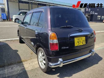DAIHATSU ESSE