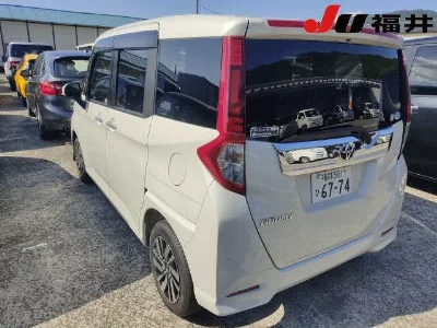TOYOTA TANK