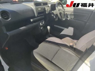 TOYOTA SUCCEED VAN