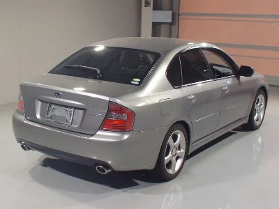 SUBARU LEGACY B4