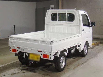 NISSAN NT100 CLIPPER