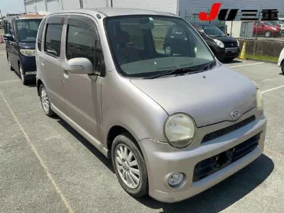 DAIHATSU MOVE LATTE