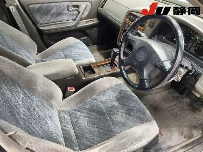 NISSAN STAGEA