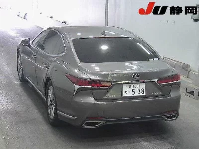 LEXUS LS